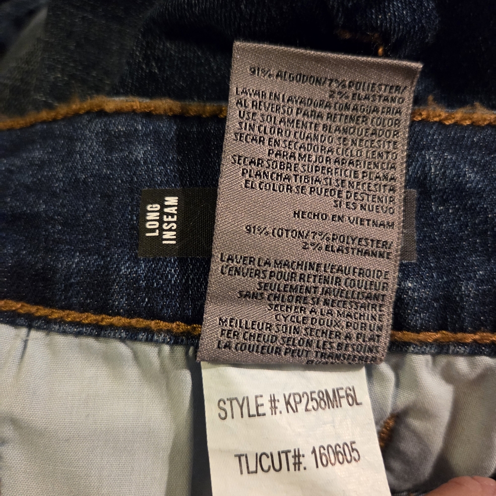 Kut Natalie Bootcut Women's Jeans. Size 18Long. NWT - Picture 7 of 8